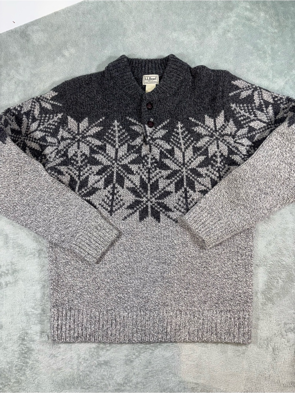 L.L. Bean Vintage Lambswool Fair Isle Snowflake Henley Sweater Gray Small Reg
